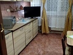 Roman, Bld. Roman Musat, bl. 32, cf. 1